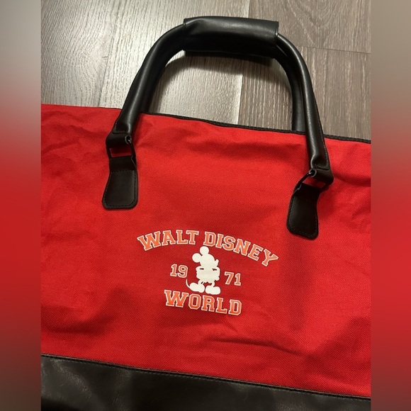 Vintage Walt Disney World Mickey Mouse Duffel Bag 1971 - Picture 2 of 10